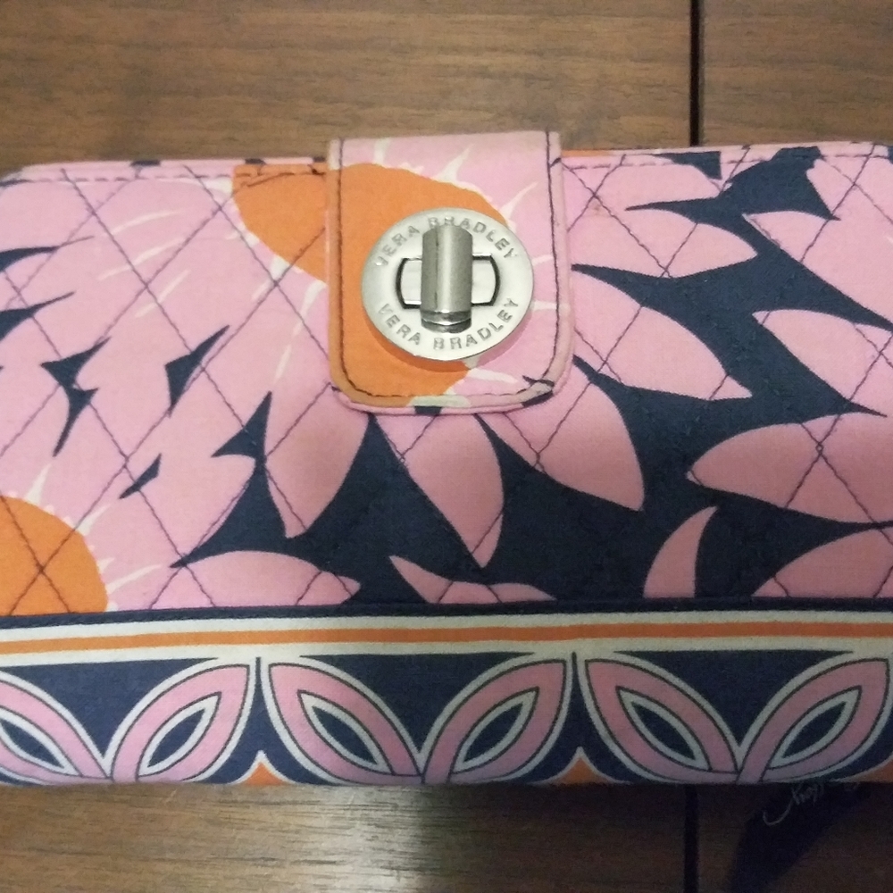 VB wallet